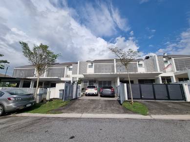 2 Sty Superlink Laman Cempaka Suria, Kota Warisan, Nilai Neg Sembilan