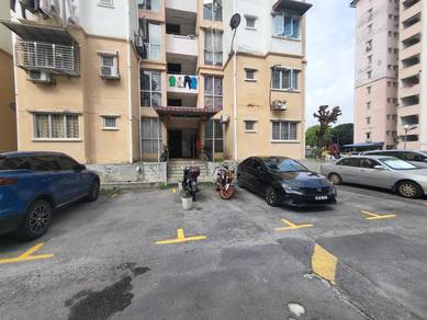 Exclusive Corner Ground Floor Unit @ Pangsapuri Bayu Near Mrt for Sale