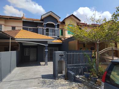 Refurbish renovated double storey 20x75 bandar puteri klang