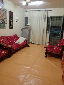Flat Puchong Permai