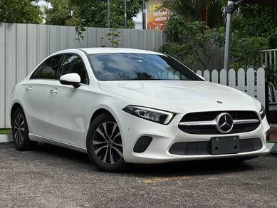 MERCEDES BENZ A180 STYLE SEDAN 5yrs Warranty