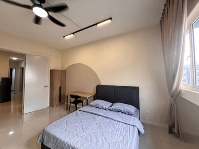 N801Room With Private Balcony Bathroom Near Help Uni Fully Furnish New