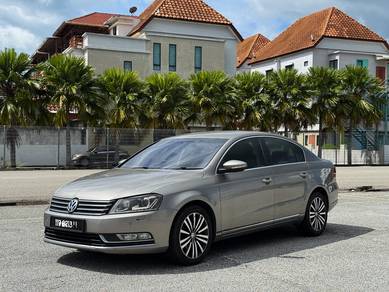 Volkswagen PASSAT 1.8 TSI (CKD) ENHANCED (A)