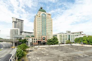 Private office space for 2 persons in Regus Menara Axis