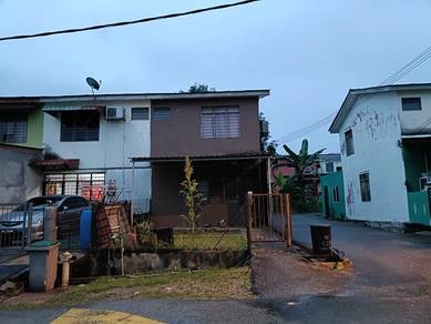 Below Bank, Well Maintained Double Storey, Seremban Jaya, Senawang