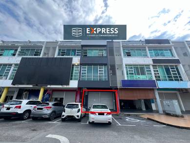 Ground Floor, Three Storey Intermediate Shoplot at Pujut 7, Miri