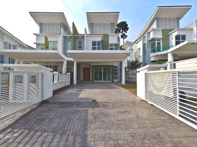 FULL LOAN Semi D Greenhill Residence Shah Alam 35x114 near DASH hghway