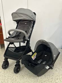 Joie Stroller + Baby Carrier