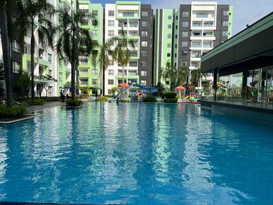 Freehold Manhattan Condominium at Pasir Puteh