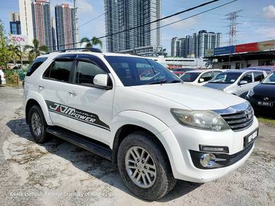 FORTUNER 2.7 V (A)4x4, ServiceRecord,Black Leather