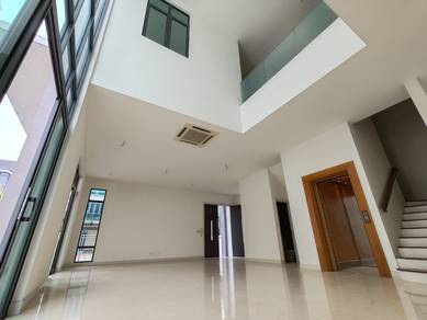 3 Storey Bungalow Foresthill Damansara Perdana with Lift Free Legal