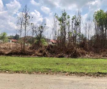 Corner Lot Bungalow Land Seri Iskandar,Perak