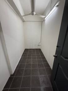 Sinsuran Bilik Sewa Tingkat 1 For Rent