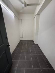 Sinsuran Bilik Sewa Tingkat 1 For Rent