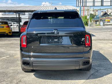 Rolls Royce CULLINAN AWD 6.75 BLACK BADGE🌟