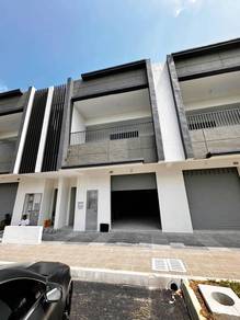 Brand New 2 Sty Intermediate Shoplot @ Uptown Rimbayu for Rent