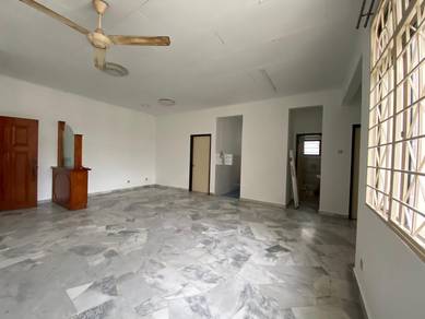 Goodyear Court 7