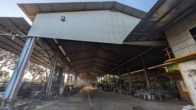 Seelong Jaya 3 Acre Land Warehouse Medium Industry Overhead Crane
