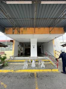 Apartment Block 9 , Gat Lebuh Macallum For Sale !