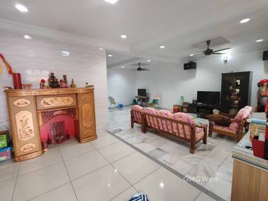 Batu Belah Double Storey Corner Renovated Move in Condition Klang