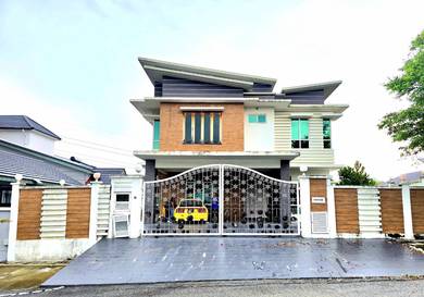 2 Storey Bungalow Putra Hill Residency Bandar Seri Putra, Bangi