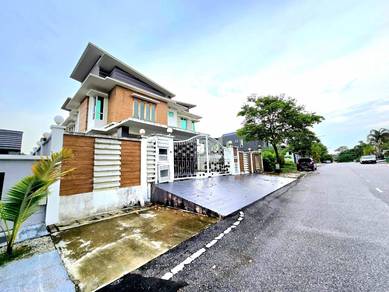 2 Storey Bungalow Putra Hill Residency Bandar Seri Putra, Bangi