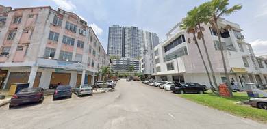 Facing Main Road! Corner Ground Floor Shop > Taman Lestari Perdana