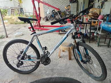 Found 199 results for mountain bike Leisure Sports Hobbies Items in Malaysia Buy Sell Leisure Sports Hobbies Items Mudah.my