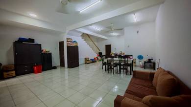 BELOW MARKET VALUE 2 Storey house Acasia Serene Height Bangi Semenyih