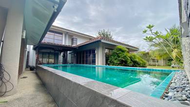 (Spacious&Pool) Bungalow 2 Storey BANYAN CLOSE, Bukit Mahkota Bangi