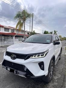 Toyota FORTUNER 2.4 VRZ MY21 (A)7SEATERS 4X4