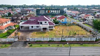 Double Storey Detached House at Pujut 2C, Miri