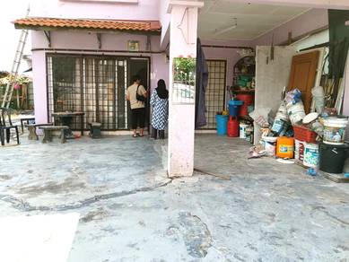 Lestari Putra LEP 4 Corner Extra Land 25ft 2-Sty House Seri Kembangan