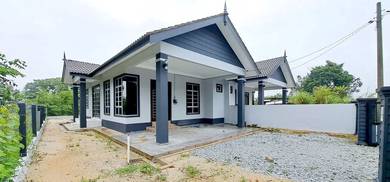 Rumah SEMI D CANTIK KG TOK HAKIM PADANG MIDIN KUALA TERENGGANU