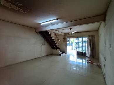 Lorong Taming Sari/Taming Jaya/Balakong/Seri Kembangan/2 Storey House