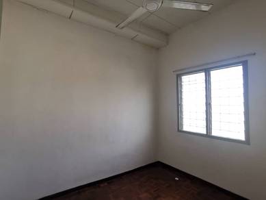 (CORNER/3000 SF) 2 Storey House Taman LEP Equine Pak Seri Kembangan