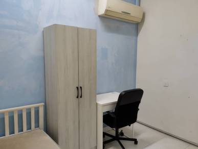 Male single room shah alam sec22 Avenue crest 7-11,mamak,kedai dobi