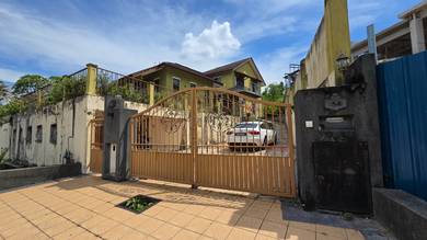 2 storey Putra Hills Residency Bungalow
