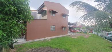 Rumah Teres Corner Termurah Dua Tingkat untuk Dijual - Bt. 3 Shah Alam
