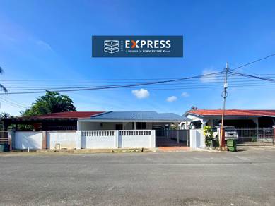 Single Storey Semi Detached House at Riam, Miri