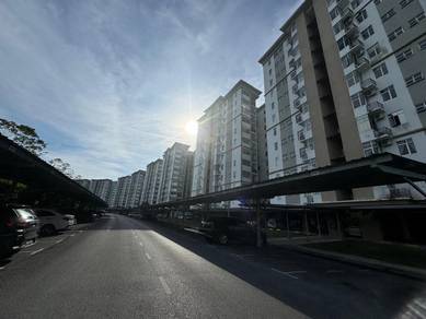 Bintawa Prima 3B2B Fully Furnished Corner Unit For Rent