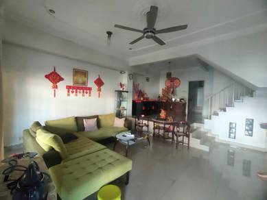 2 Storey House Sale Taman Serdang Raya,Seri Kembangan, Selangor