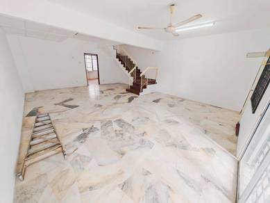 Saujana Puchong SP9 Double Storey Terrace House Facing Playground