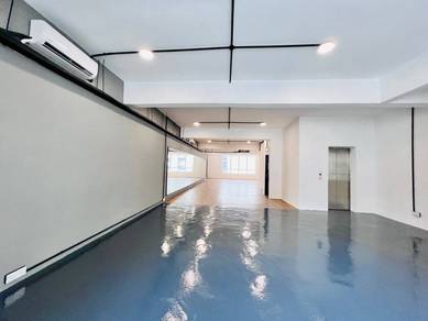 Corner Unit 3.5 Storey Building Taman Ampang Hilir