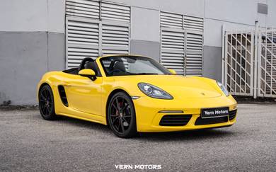 Porsche Boxster S 718 - Racing Yellow (A)