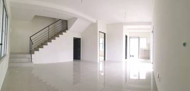 SELL SEWA Corner Lot Rumah Teres 2 Tingkat Kita Mekar Cybersouth