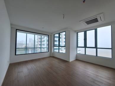 Bay Suites Condo Seaview Duplex Unit 1034sqft | Likas Damai KK | 2R2B