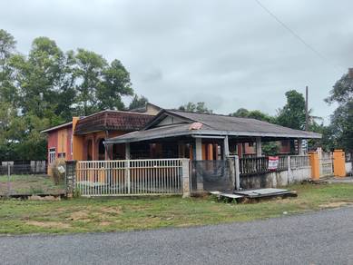 Rumah BANGLO SEPARA KEKAL KG GONG BADAK 4 BELAKANG UNISZA KUALA NERUS