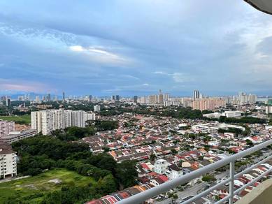 High floor, renovated, furnished with excellent & unblocked city view!