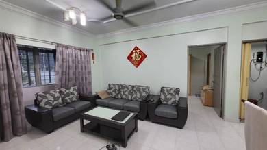 Nuri Court